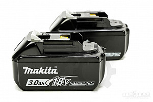 Set akumulatorjev MAKITA (2 x 18V/3,0Ah + DC18RC)